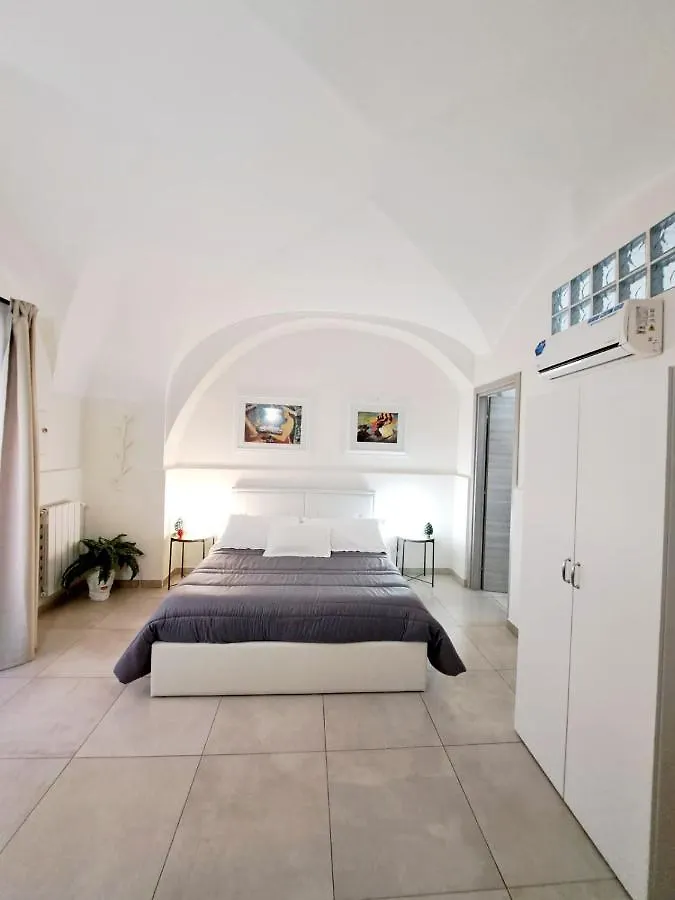 Scuto Home Katánie 2*,  Itálie