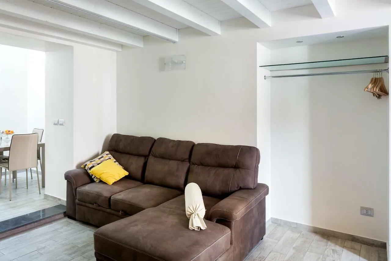 Guest house Scuto Home Catania